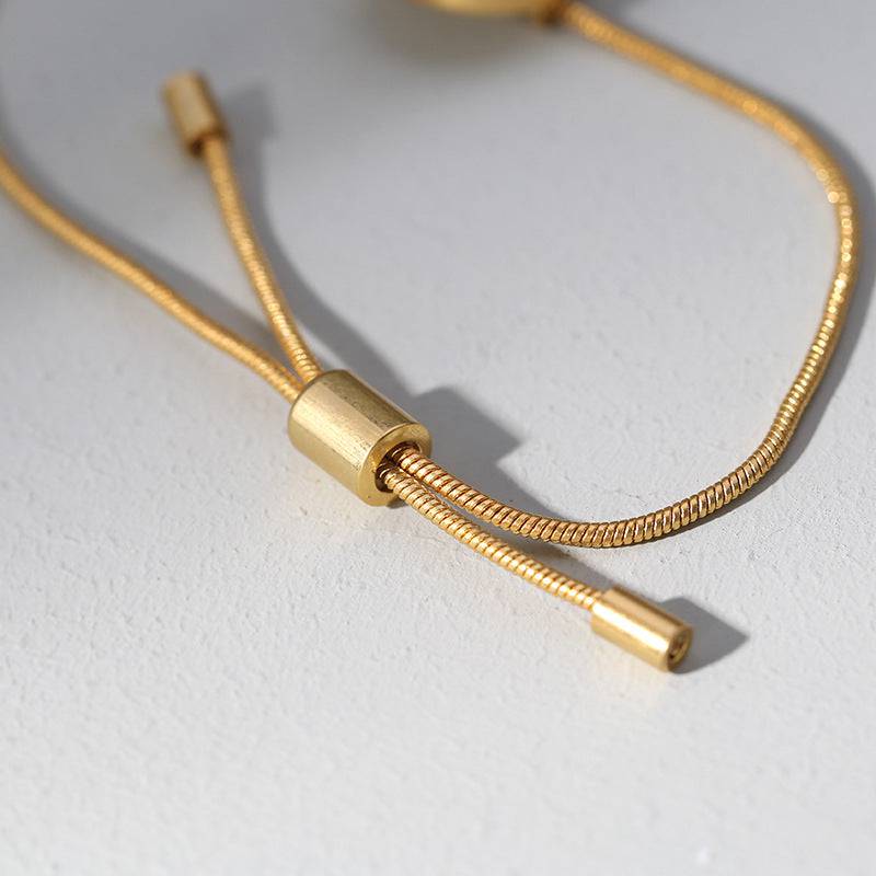 Daisy Delight Pendant Necklace