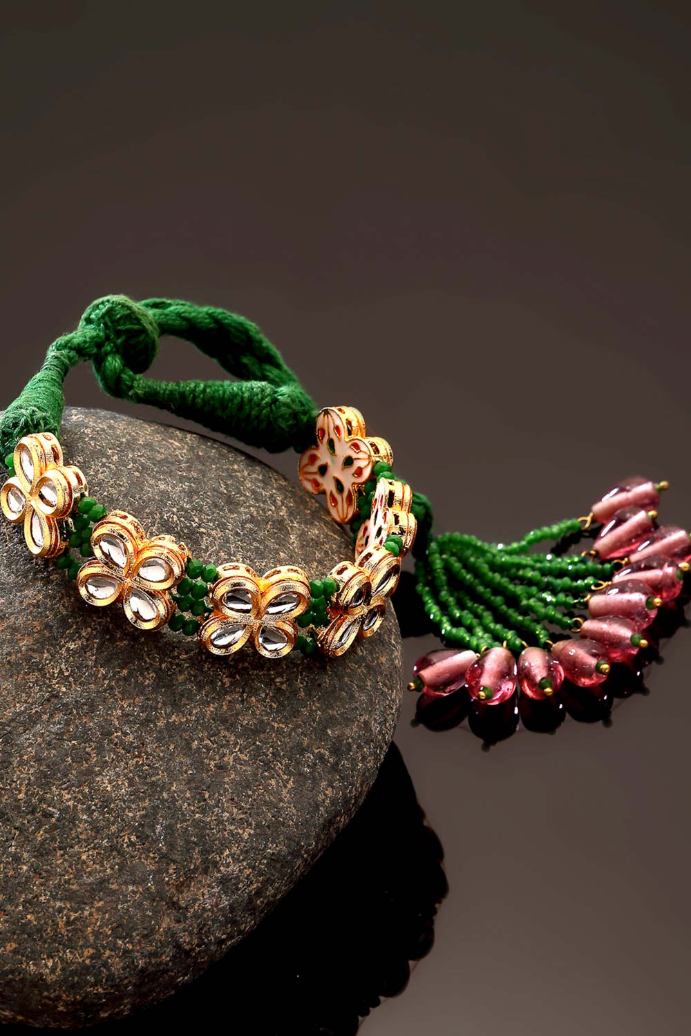 Elegant Floral Beaded Bracelet