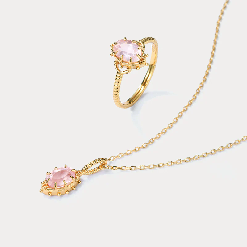 Elegant Rose Quartz Ring